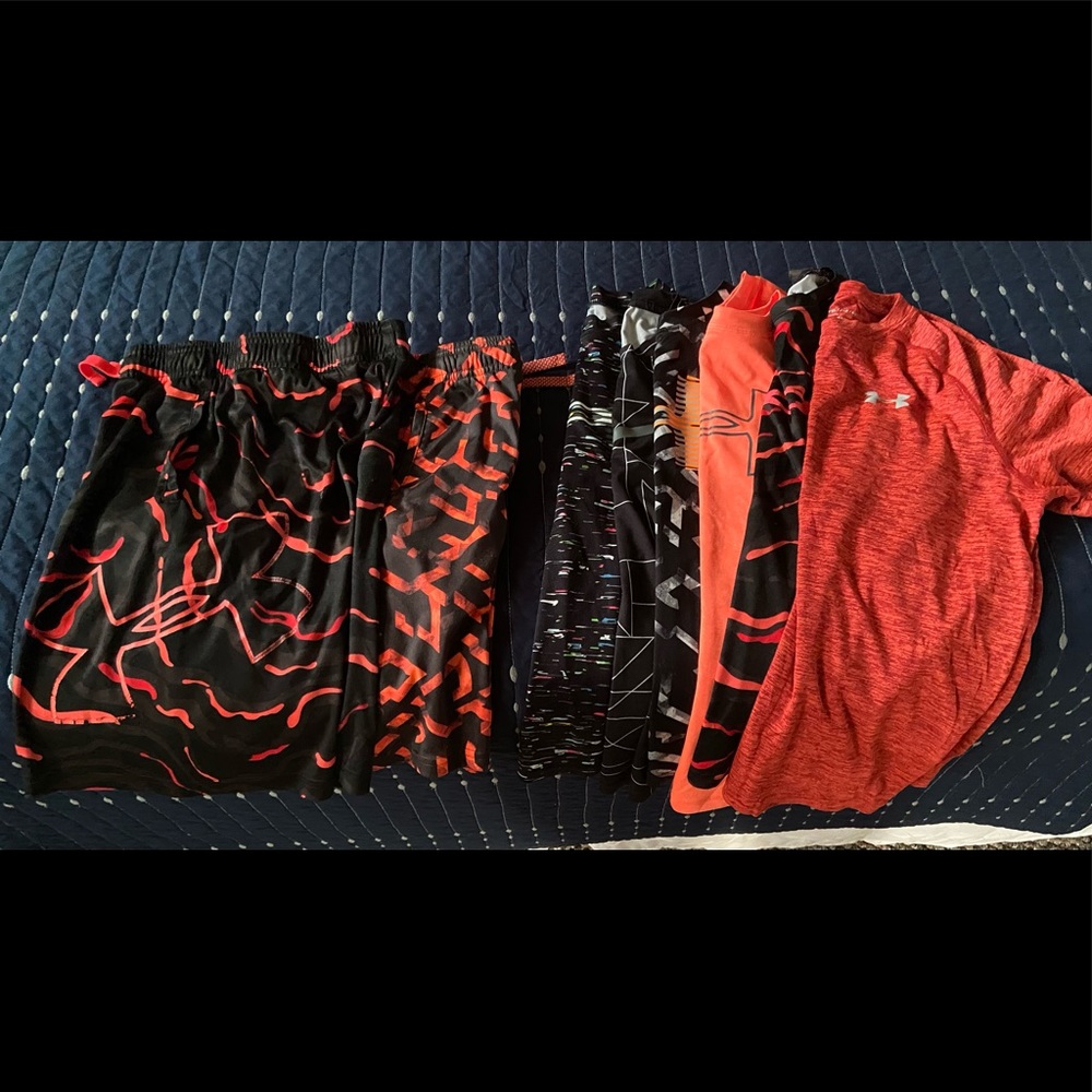 Six Medium T-shirts, Two med shorts